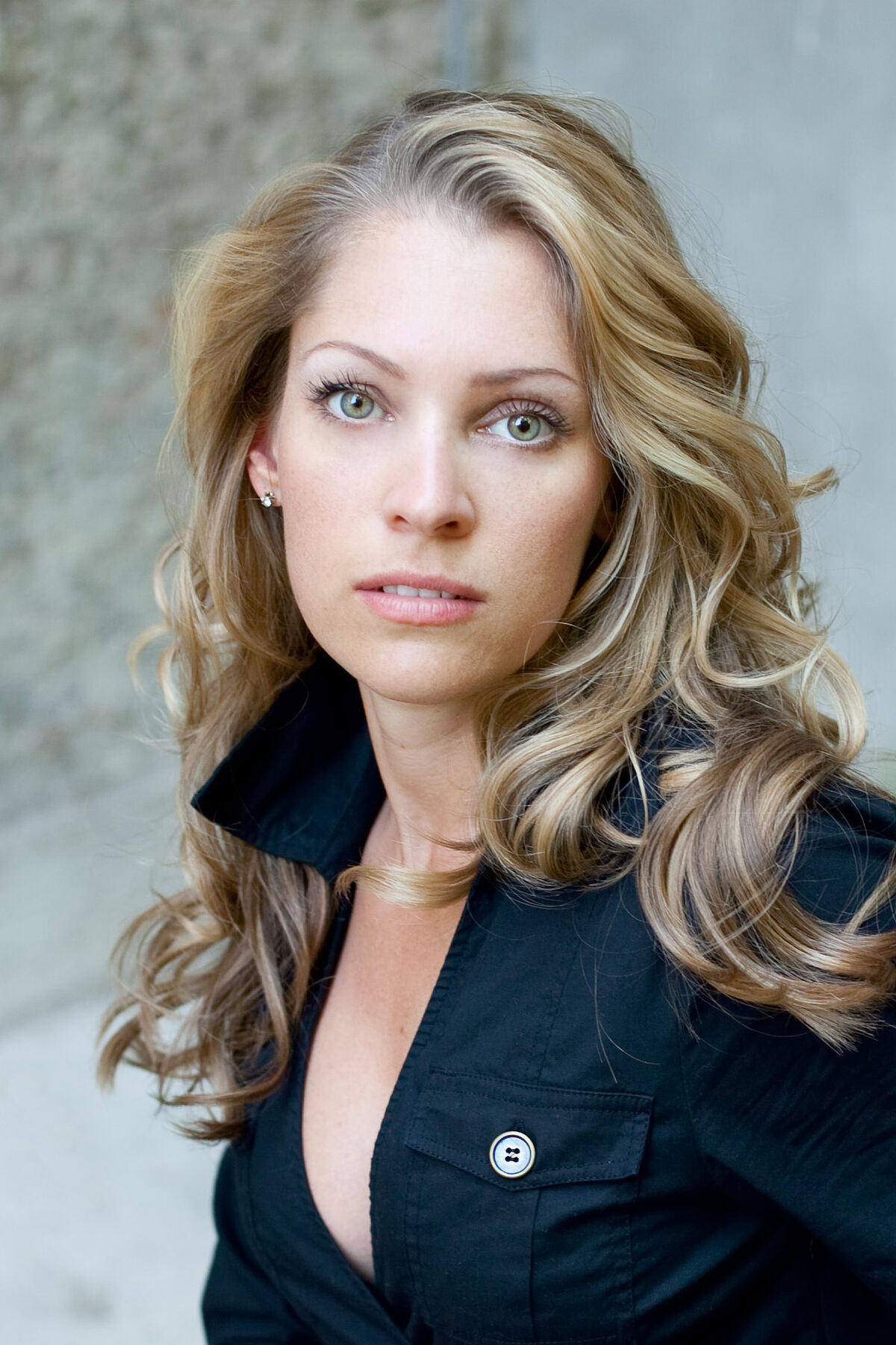 Ella Tyran