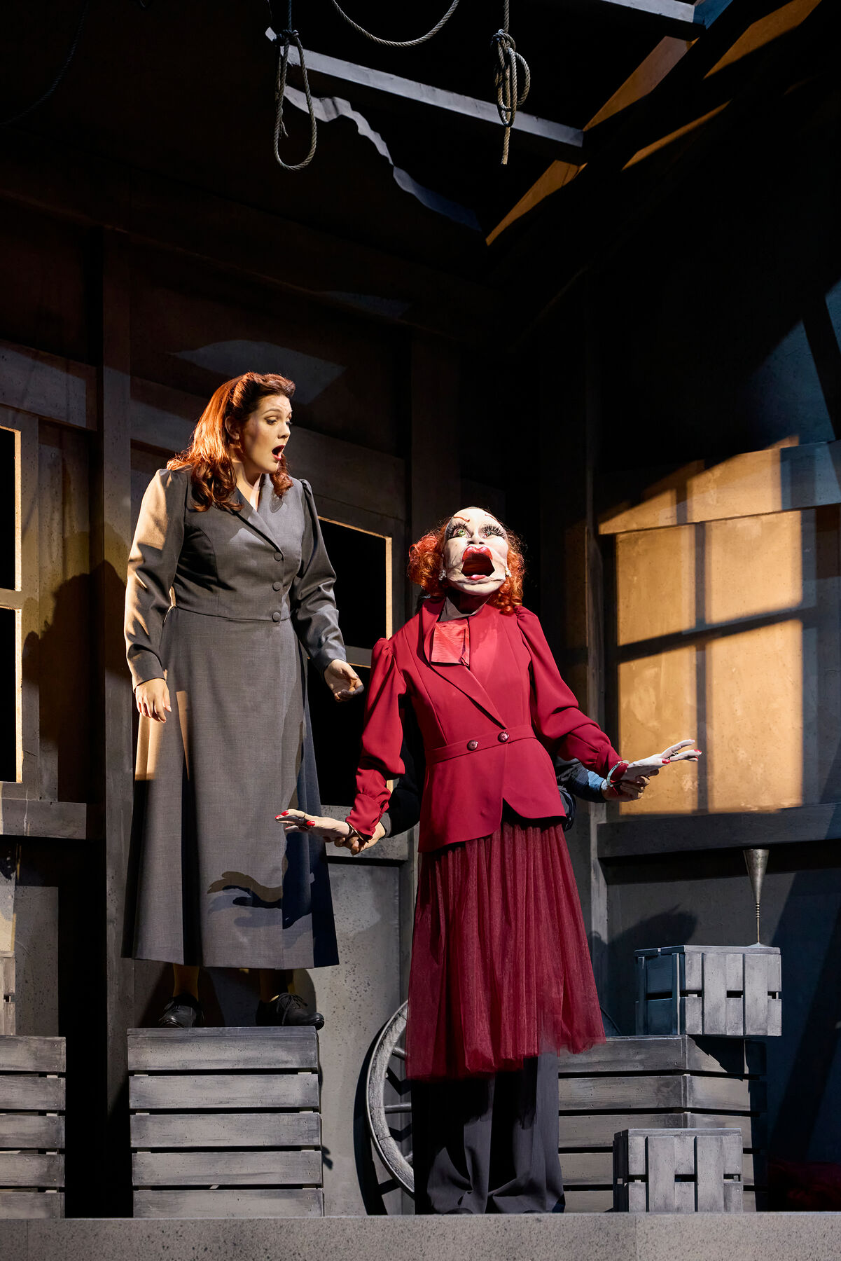 DER BESUCH DER ALTEN DAME