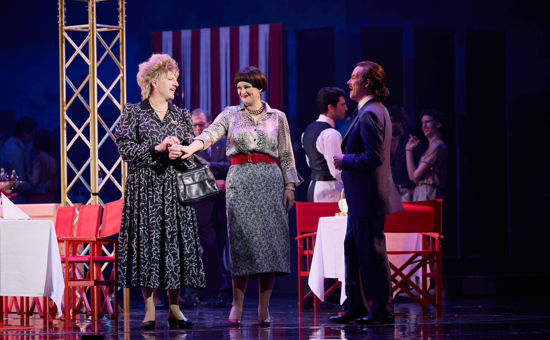 LA CAGE AUX FOLLES