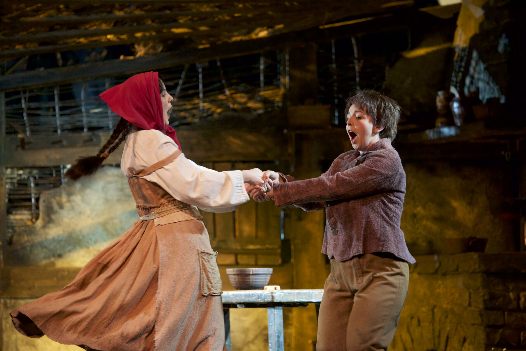 HÄNSEL UND GRETEL