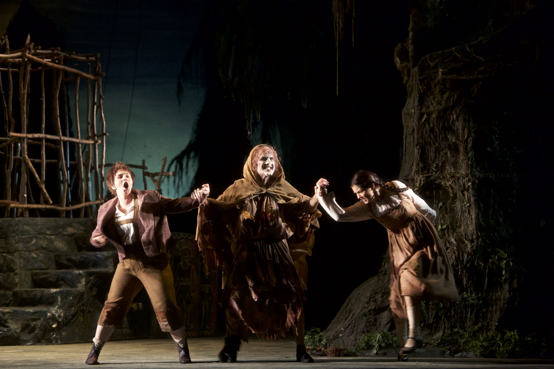 HÄNSEL UND GRETEL