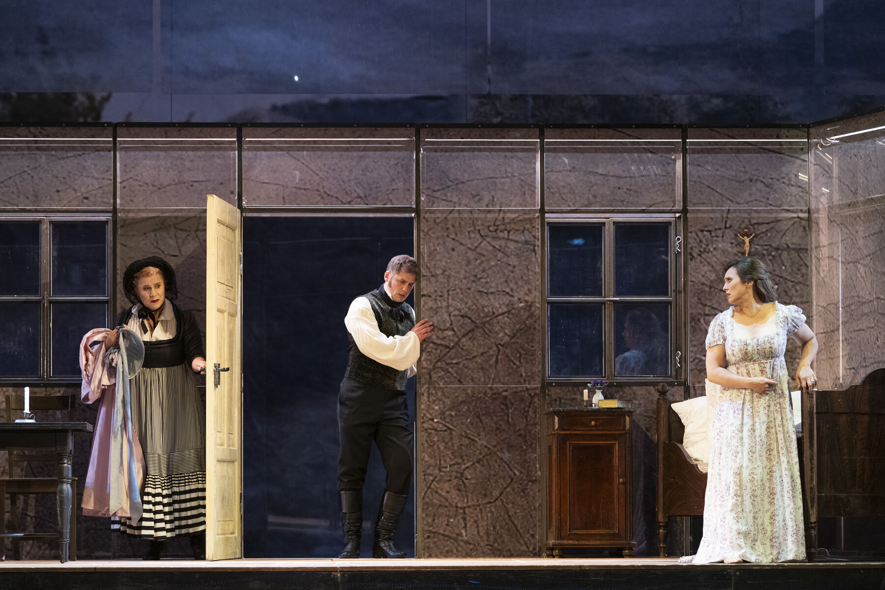 LA SONNAMBULA