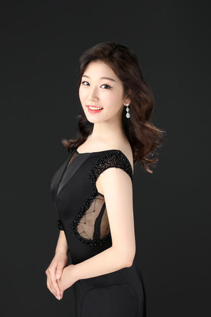 Portrait Mina Yu